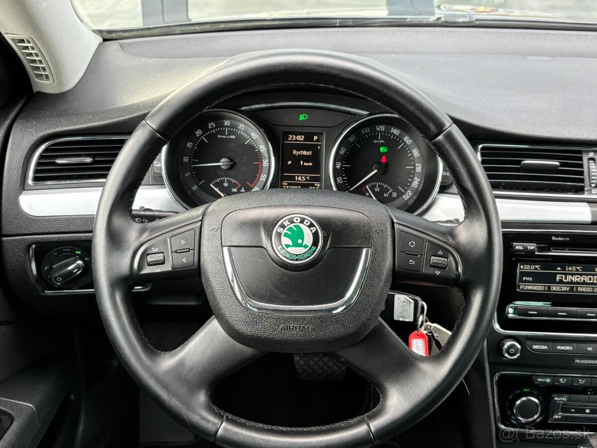 Škoda Superb Combi 2.0 TDI CR DSG 273000km 2011 - 17