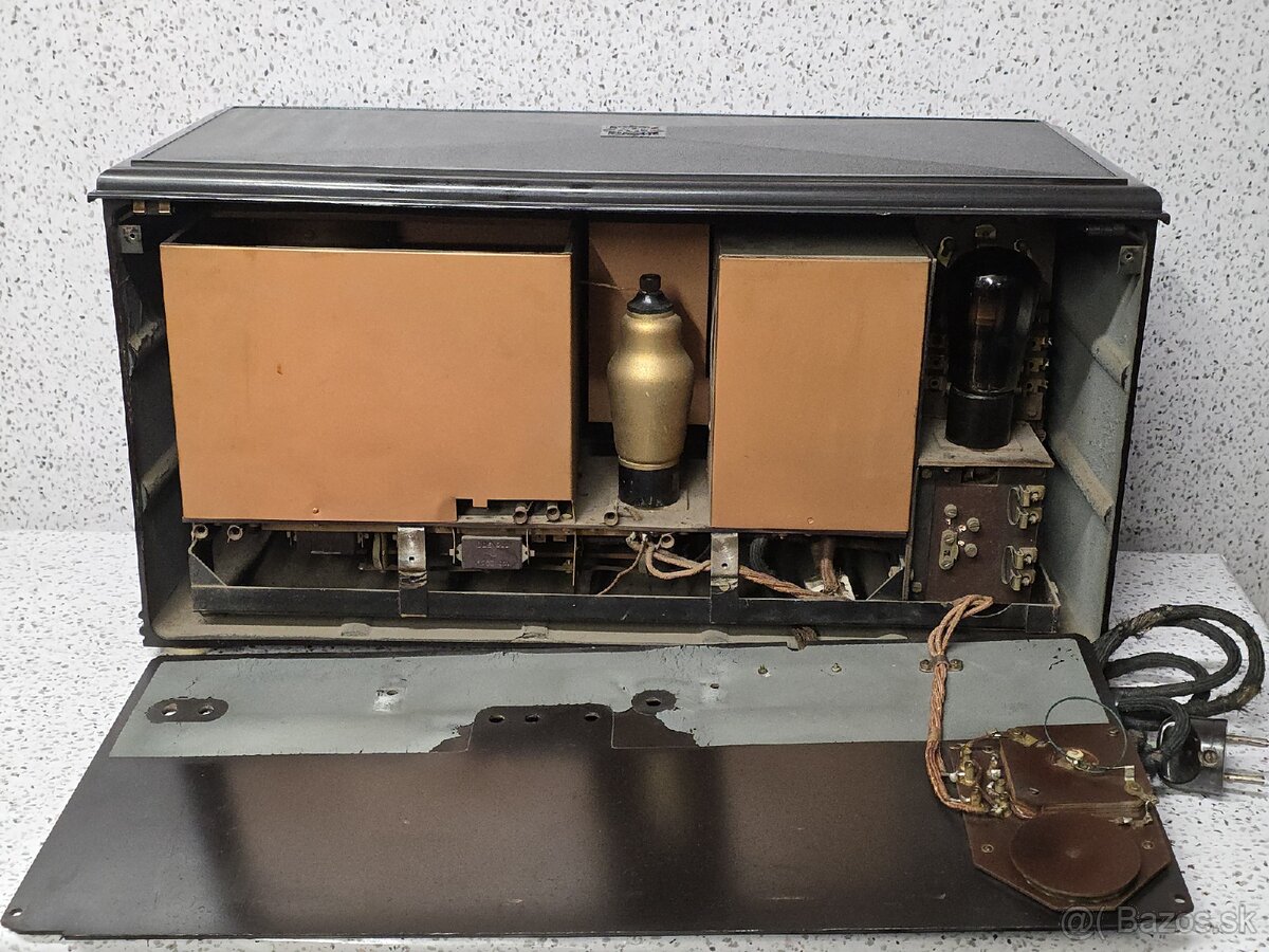 Roky 1929 –1930 ☆ TELEFUNKEN 40 W Spec. - 17