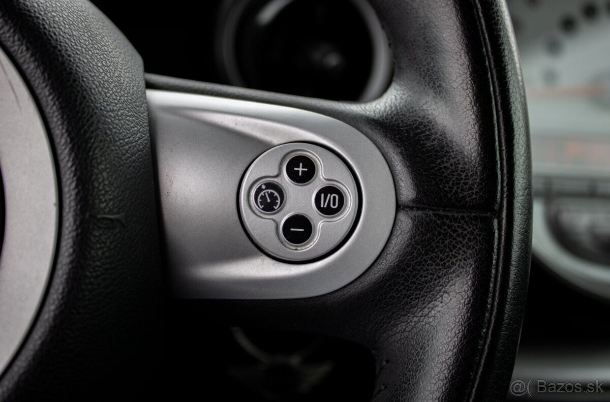 Mini Cooper 1.6 - 17