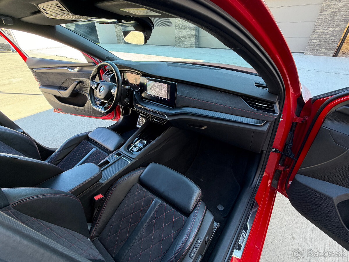 Škoda Octavia Combi 1.4 TSI iV PHEV RS DSG - 17