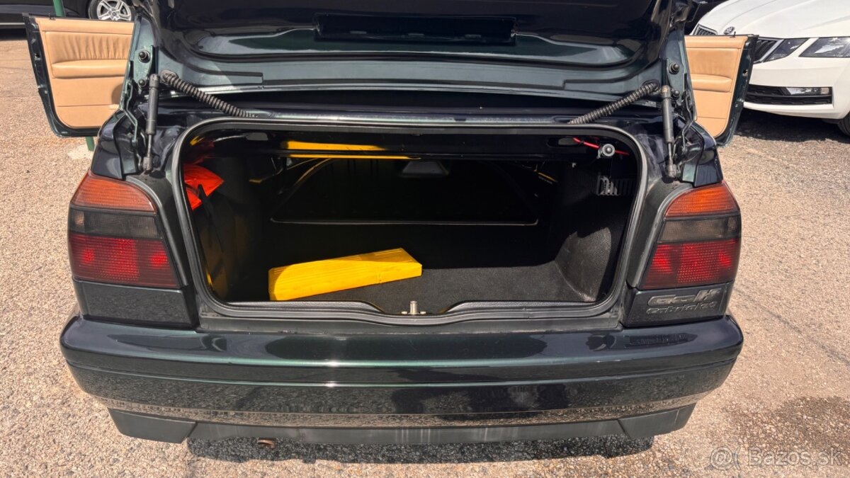 Volkswagen Golf Cabrio 1.8 KARMANN - 17