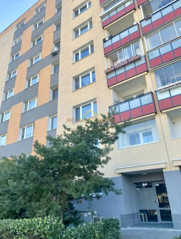 Pekný 3 izbový byt s lodžiou, ulica Nad Lúčkami, BA IV. Karl - 17