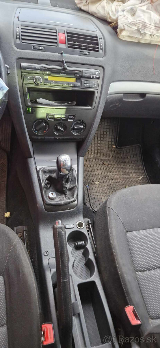 Škoda Octavia combi 1,9TDi 77kw - 17