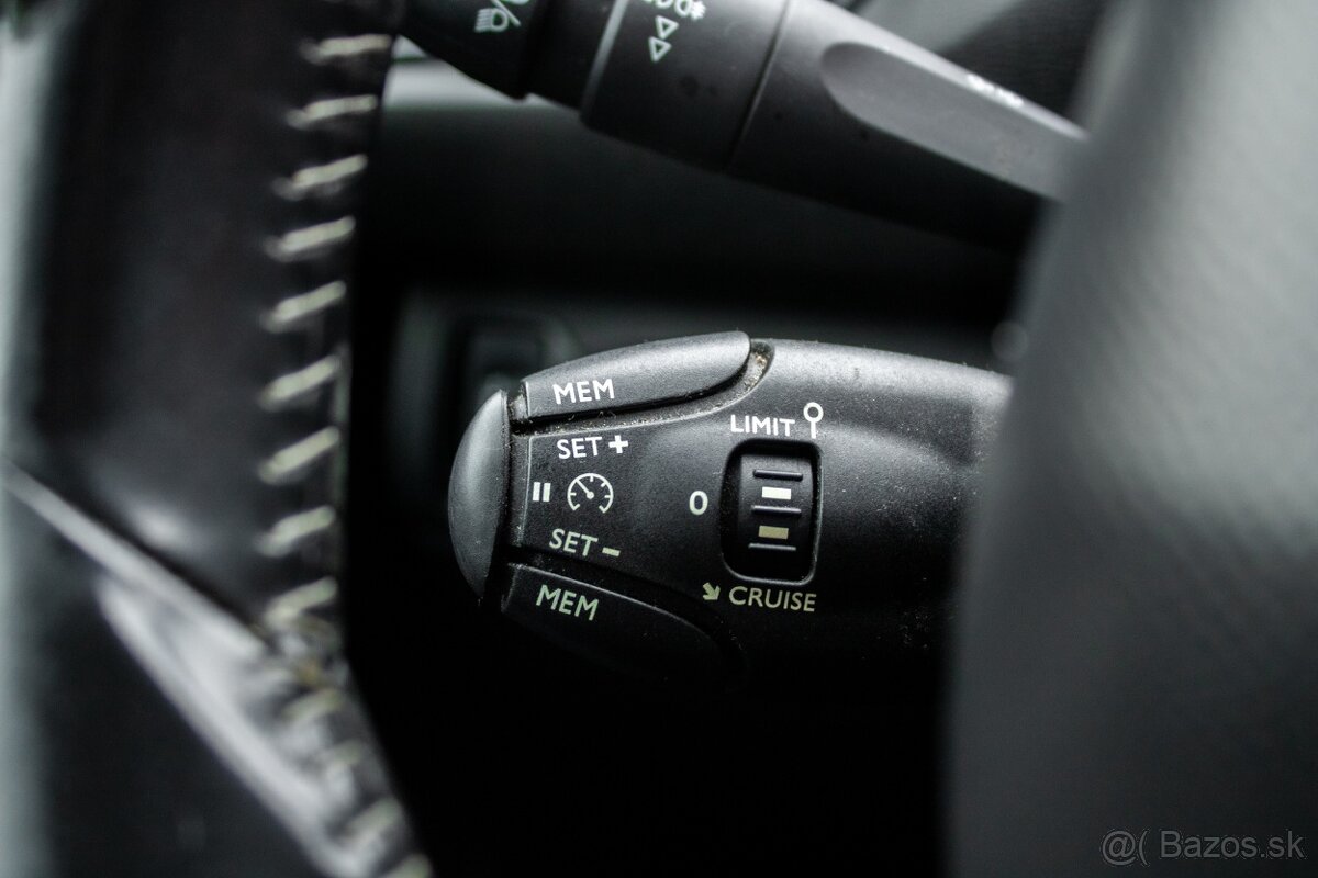 Peugeot 308 SW 1.6 BlueHDi 73kw MT/5 2016 - 17