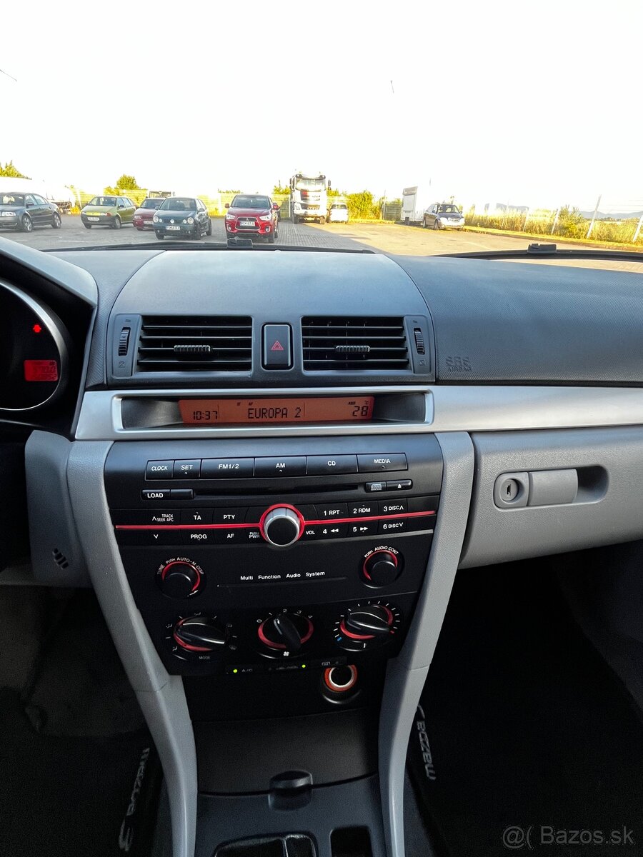 Mazda 3 1.6 benzin, 105 PS - 17