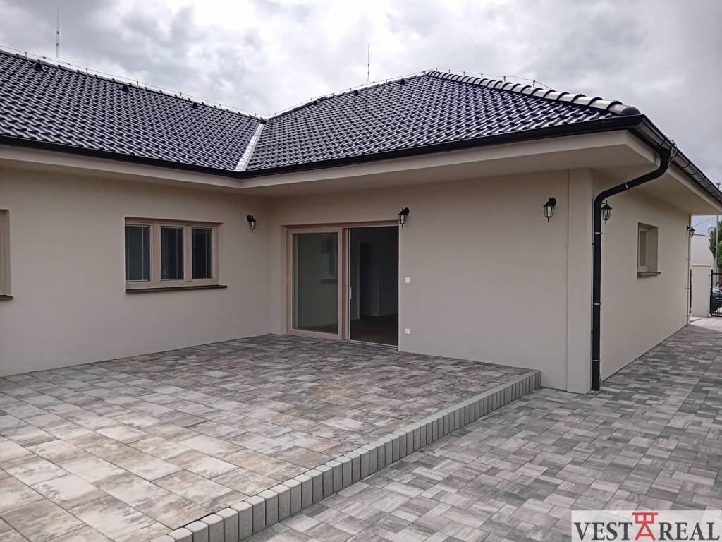 Na prenájom novostavba rodinného domu 4+1, Špačince - 17