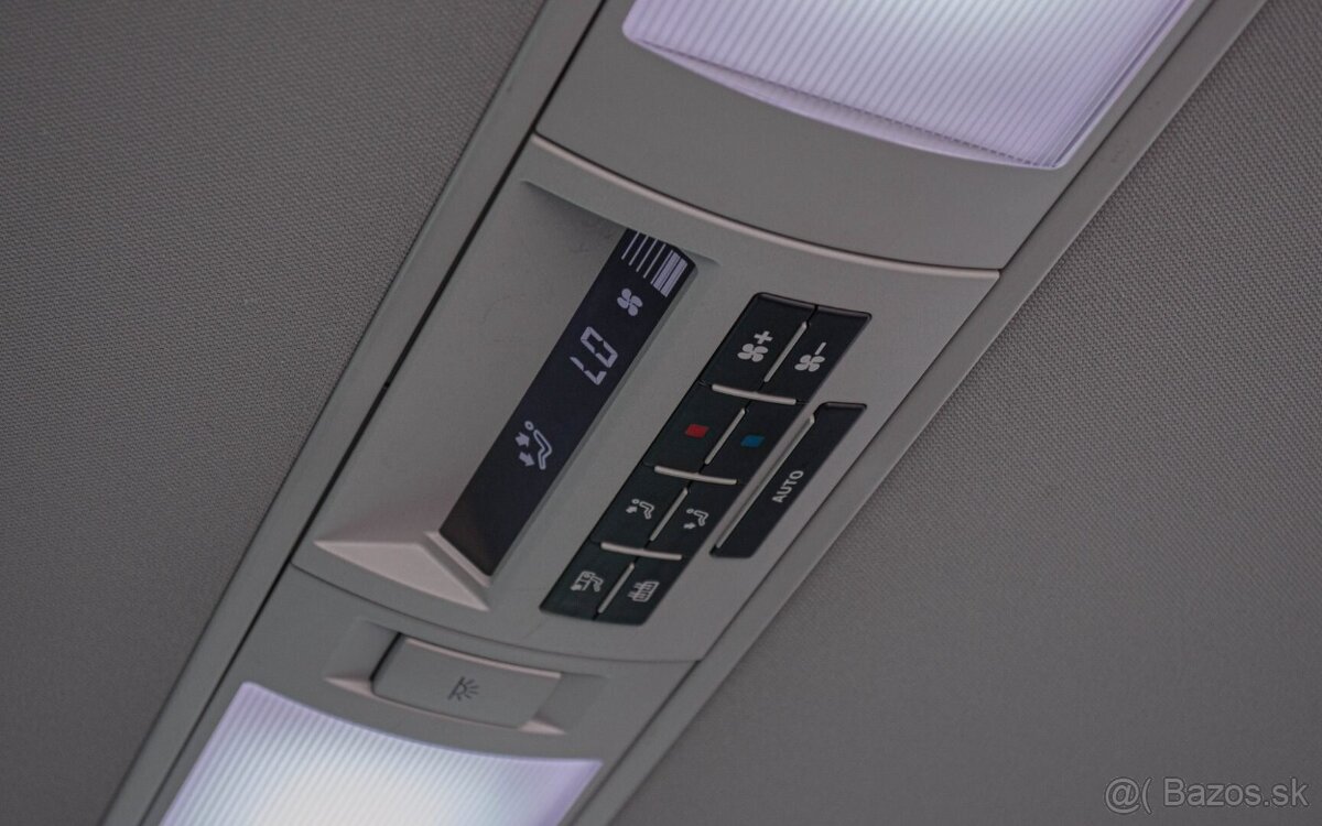 Volkswagen Multivan Highline DSG 2019 4motion - 17