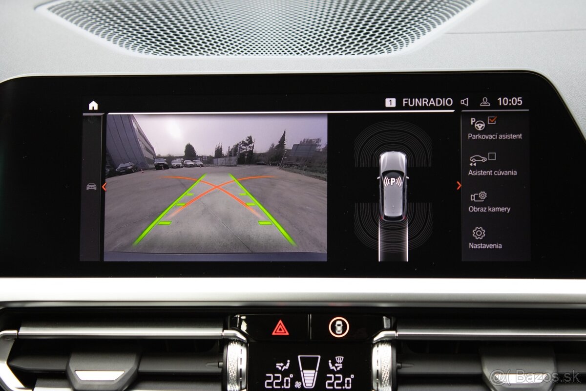 BMW Rad 3 Touring 320d mHEV xDrive, 140kW 7/2021 - 17