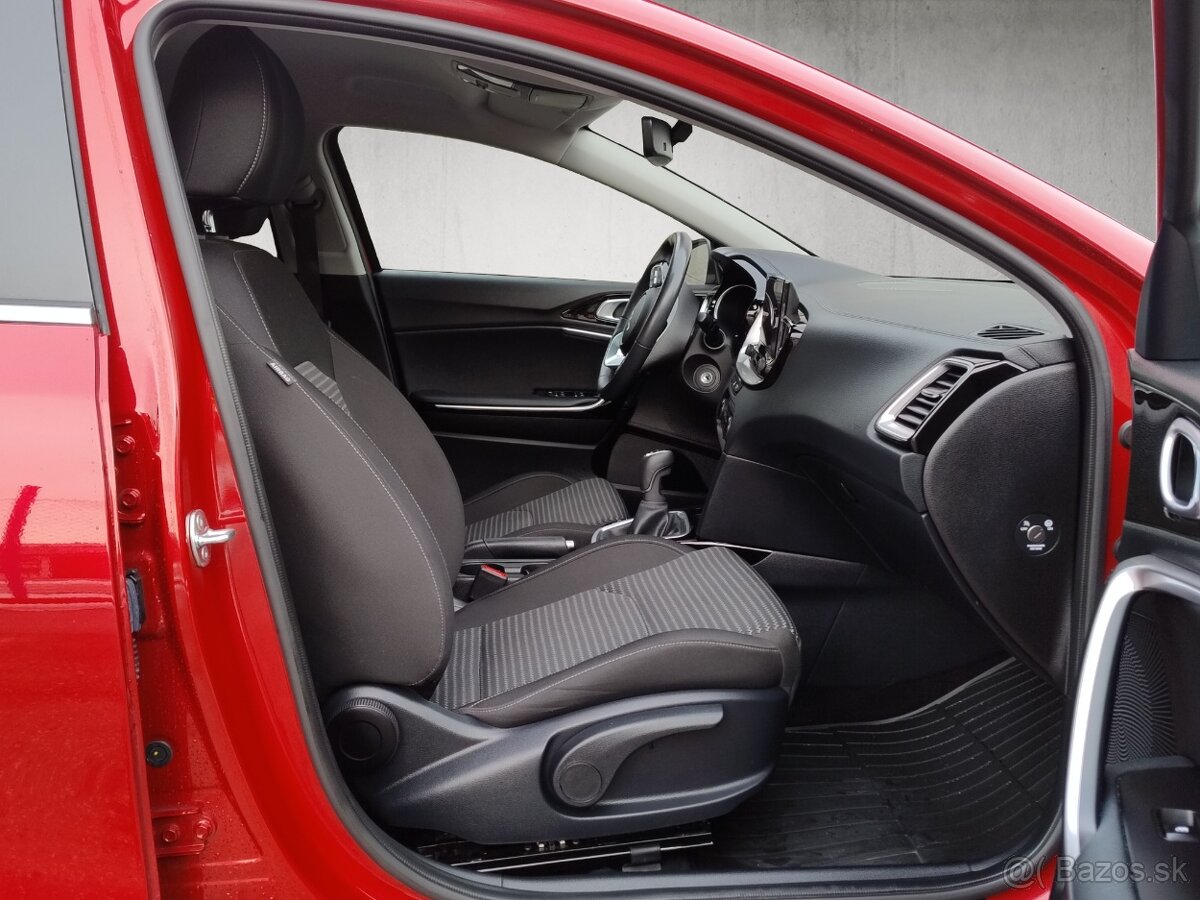 KIA Ceed SW, 1.5 T-GDi M6, GOLD - 17