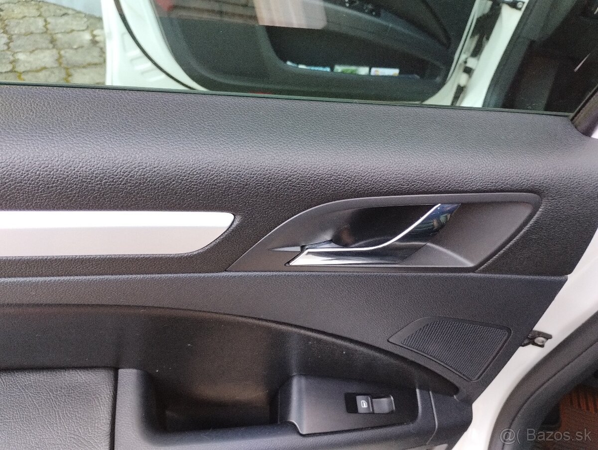 Škoda Superb Combi 1.6 TDI CR DPF Elegance GreenLine - 17