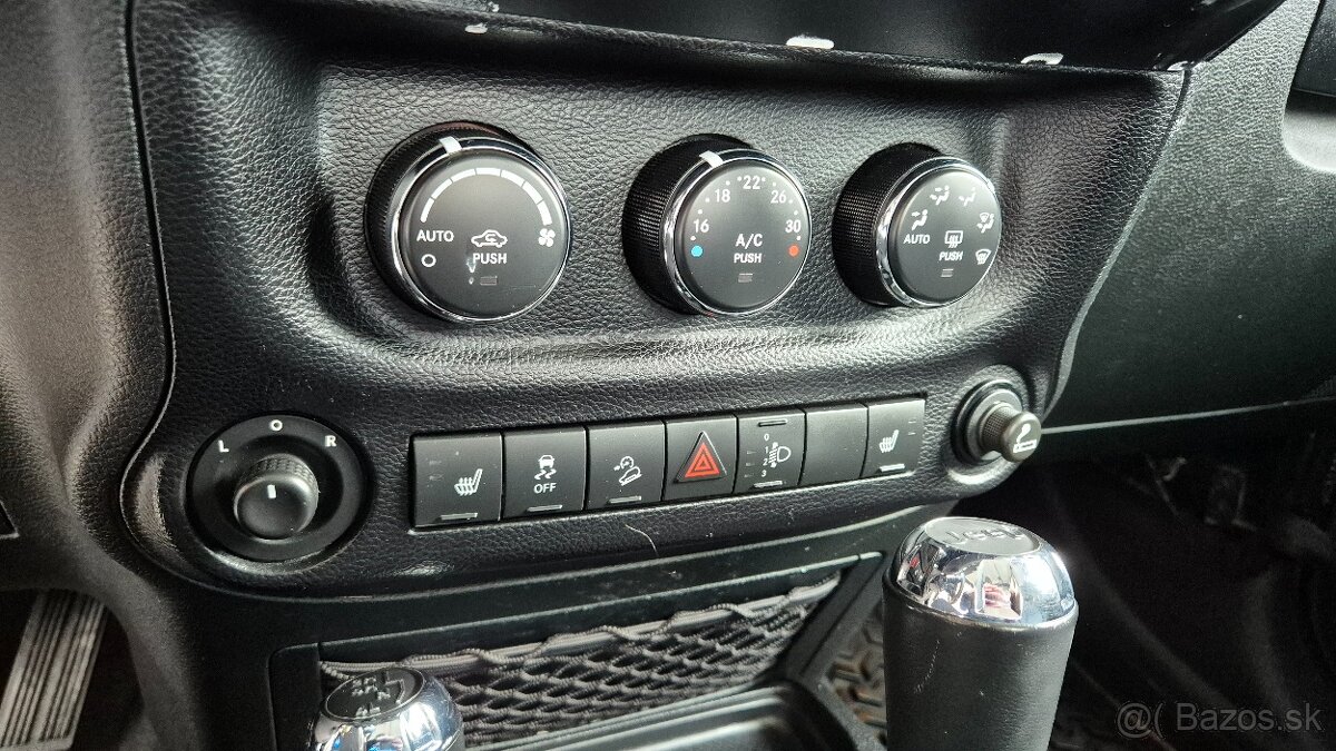 Jeep Wrangler 2.8 CRD Rubicon A/T - 17