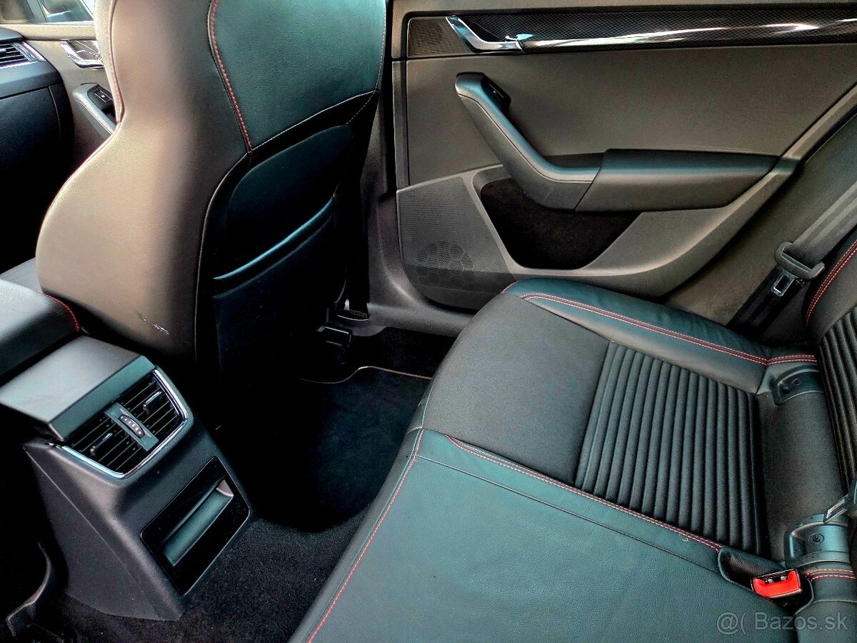 Škoda Octávia RS III - 17