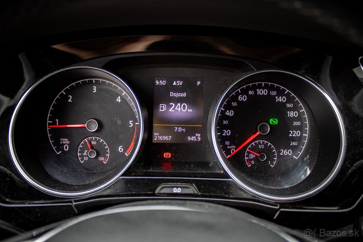 Volkswagen Touran 2.0 TDI - 17