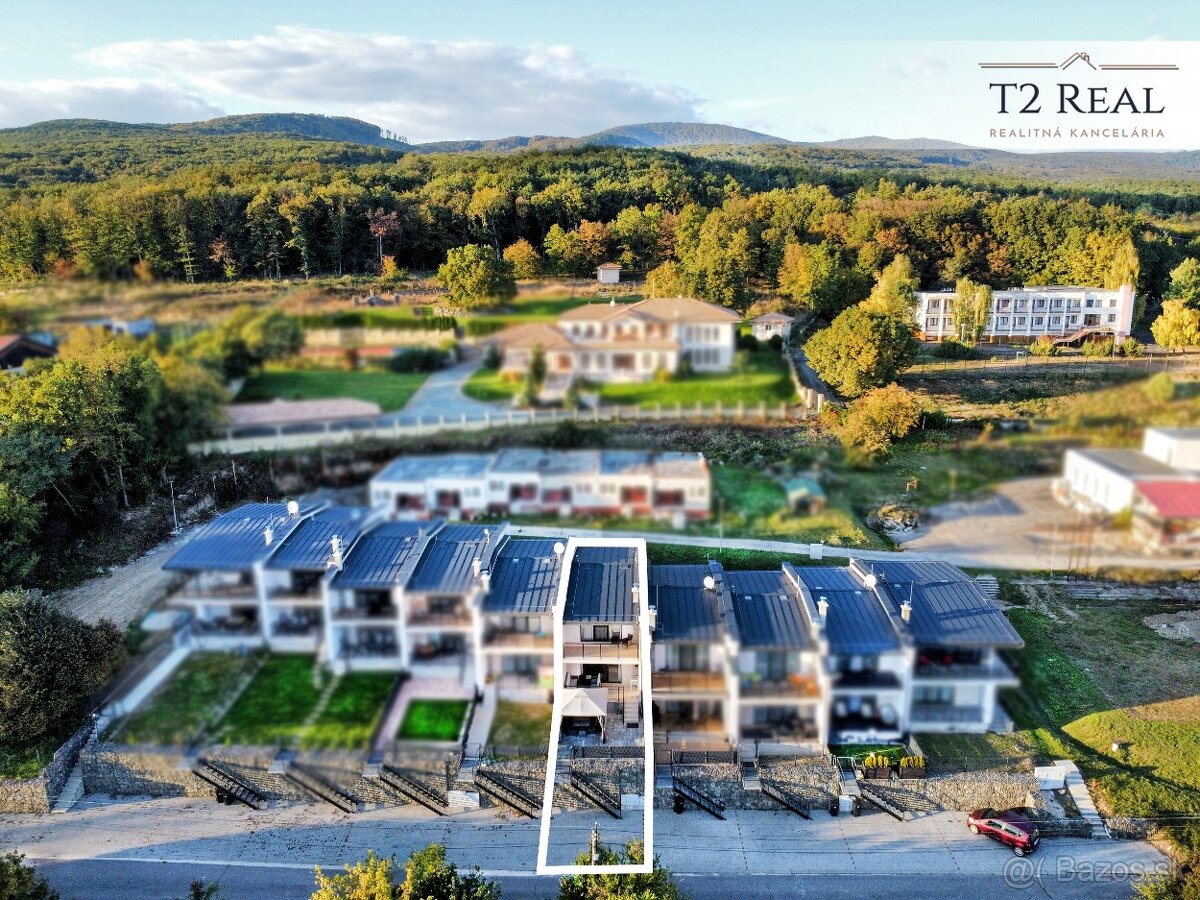 LUXUSNÝ REKREAČNÝ DOM S VÝHĽADOM NA ZEMPLÍNSKU ŠÍRAVU - 17