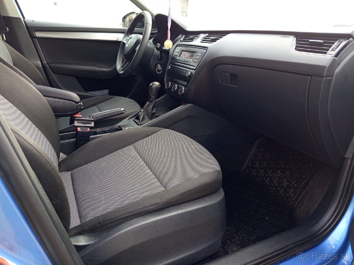 Škoda Octavia 3 1.6TDI Combi - 17