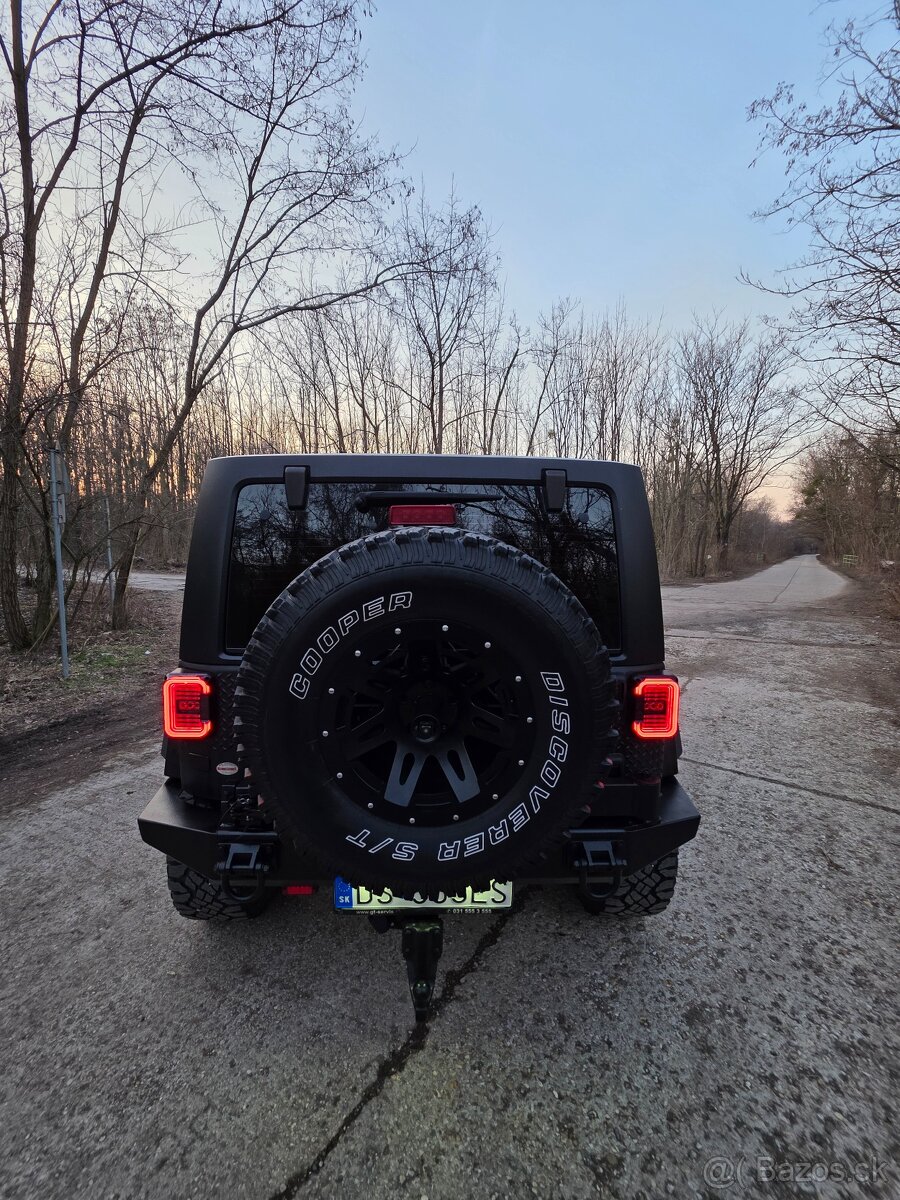 Jeep Wrangler Unlimited JK - 17