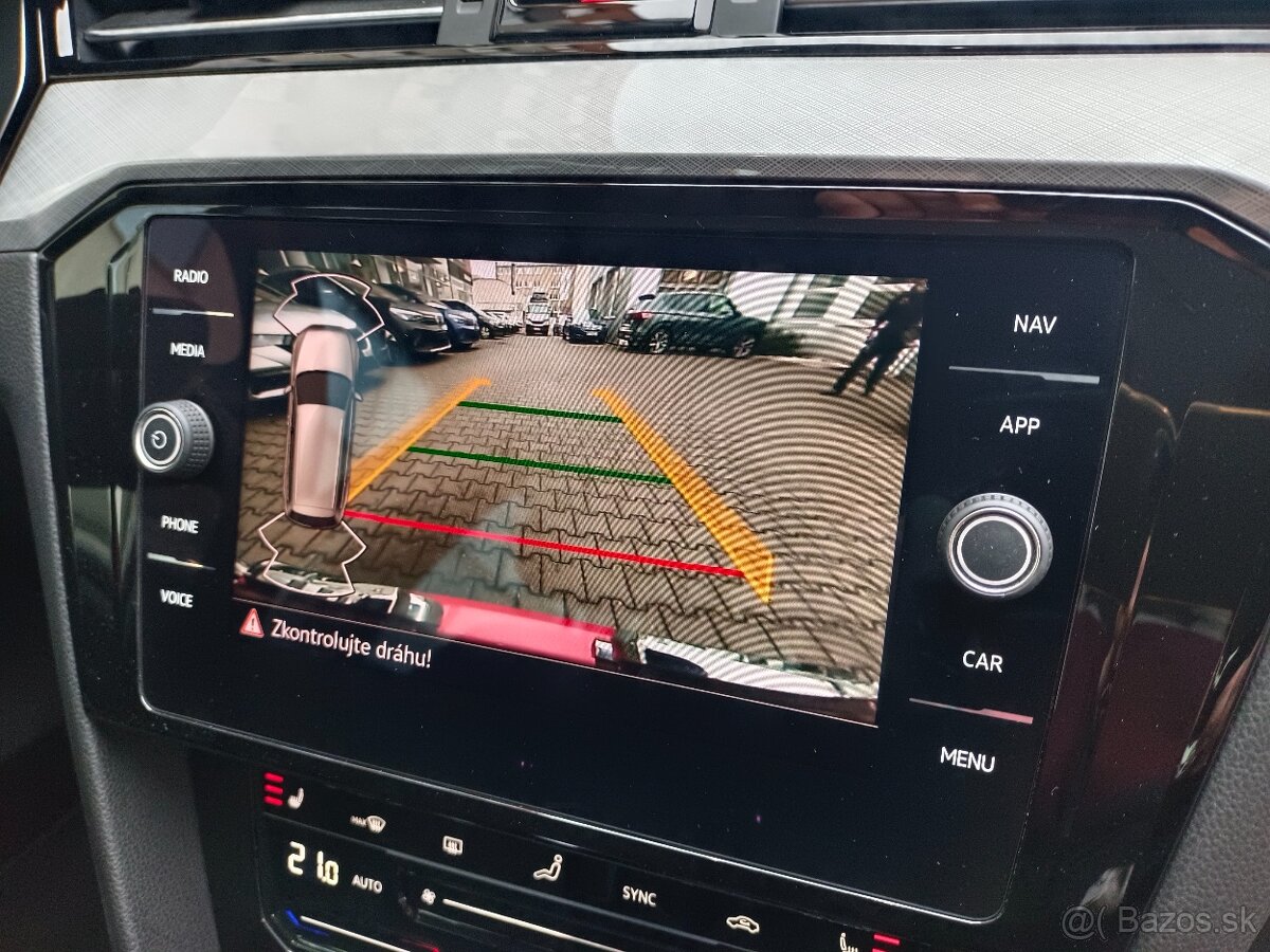 VW Passat B8 Variant 2.0TDI 110kW DSG - záruka Autodraft - 17