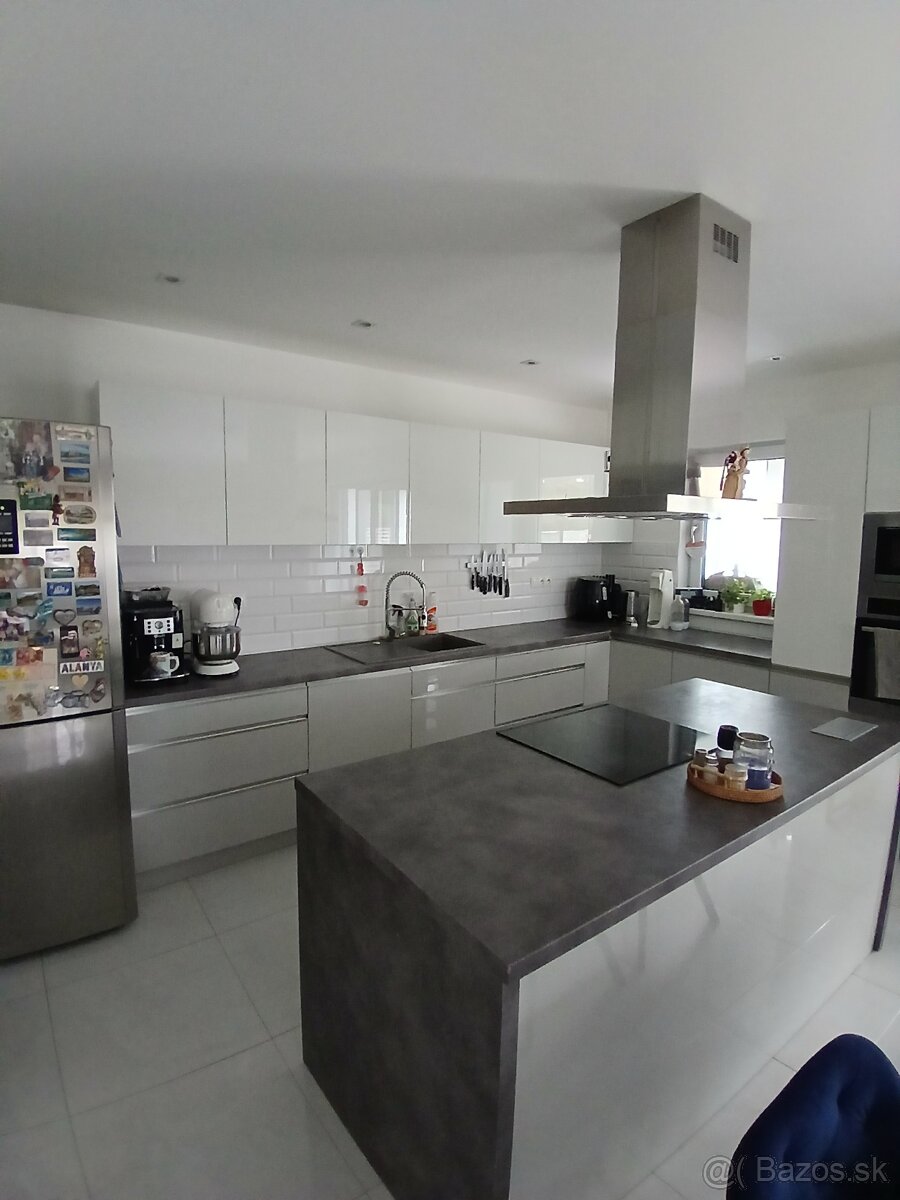 Na predaj moderný rodinný drevodom v tichej lokalite v pútni - 17