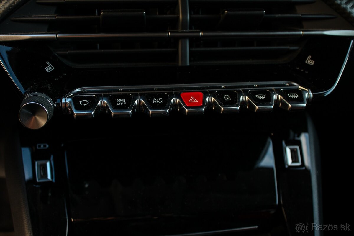 208 1.2 PureTech 100 Allure Pack - 17