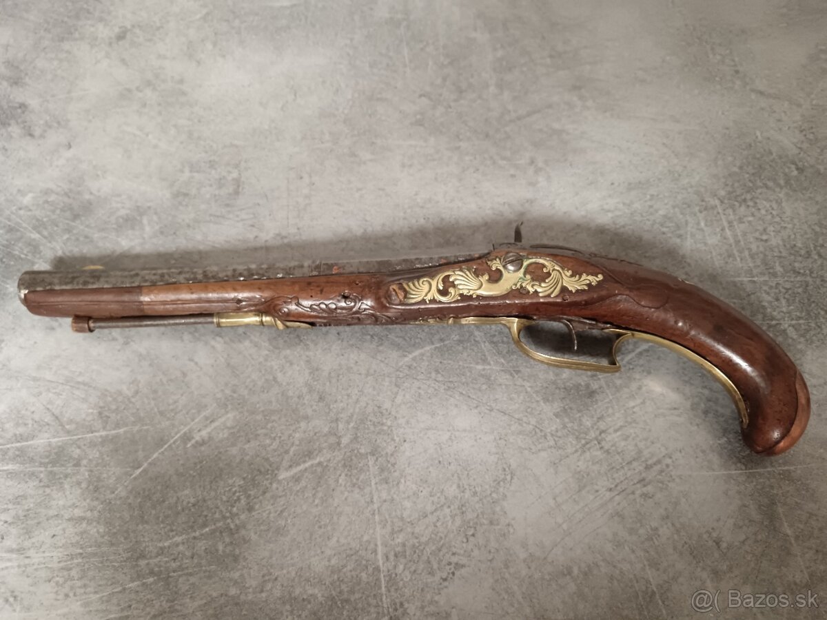 Starožitné pištole pušky - 17