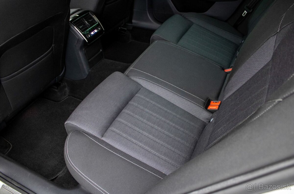 Škoda Superb Combi 2.0TDI DSG automat - 17