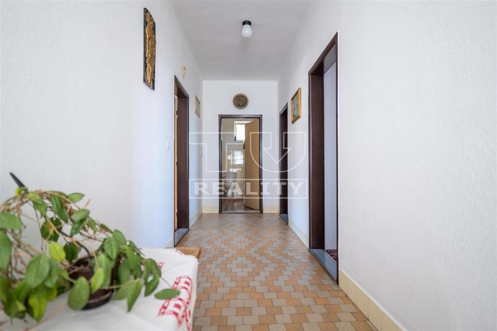 Na predaj 4 izbový rodinný dom v obci Čab- Sila s... - 17