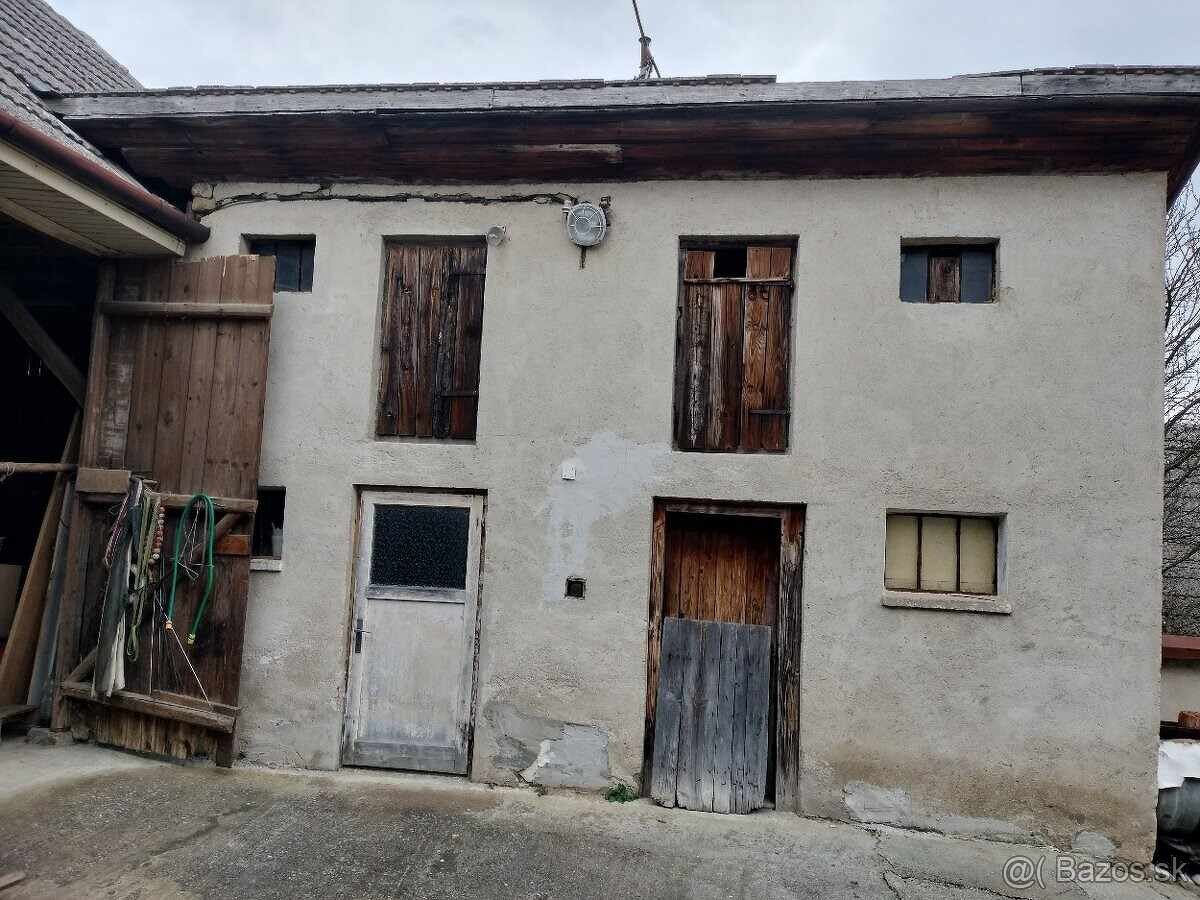 NA POLOSAMOTE DOM,STODOLA aPOZEMOK 4822m2 MYJAVSKÉ KOPANICE - 17