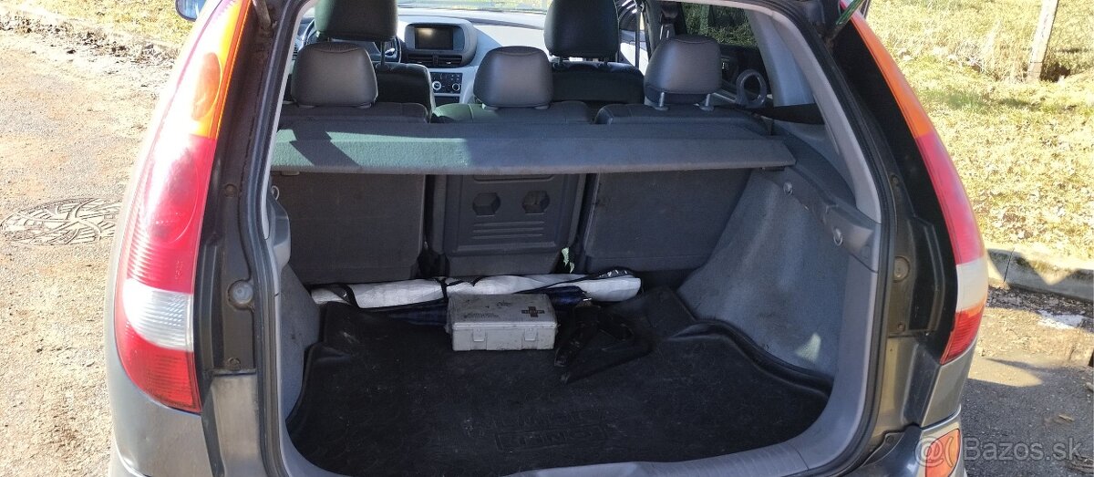 Predám Nissan Almera Tino - 17