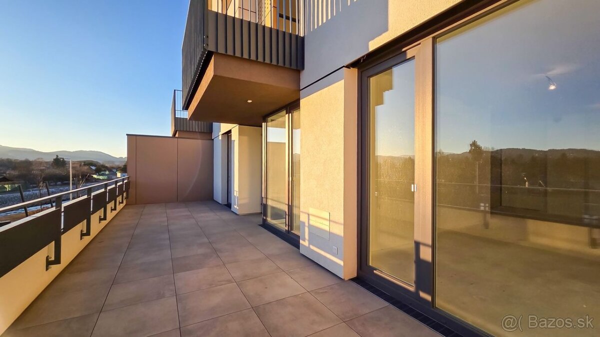 3 izbový holobyt s terasou 35 m2, Nové nábrežie, Poprad - 17