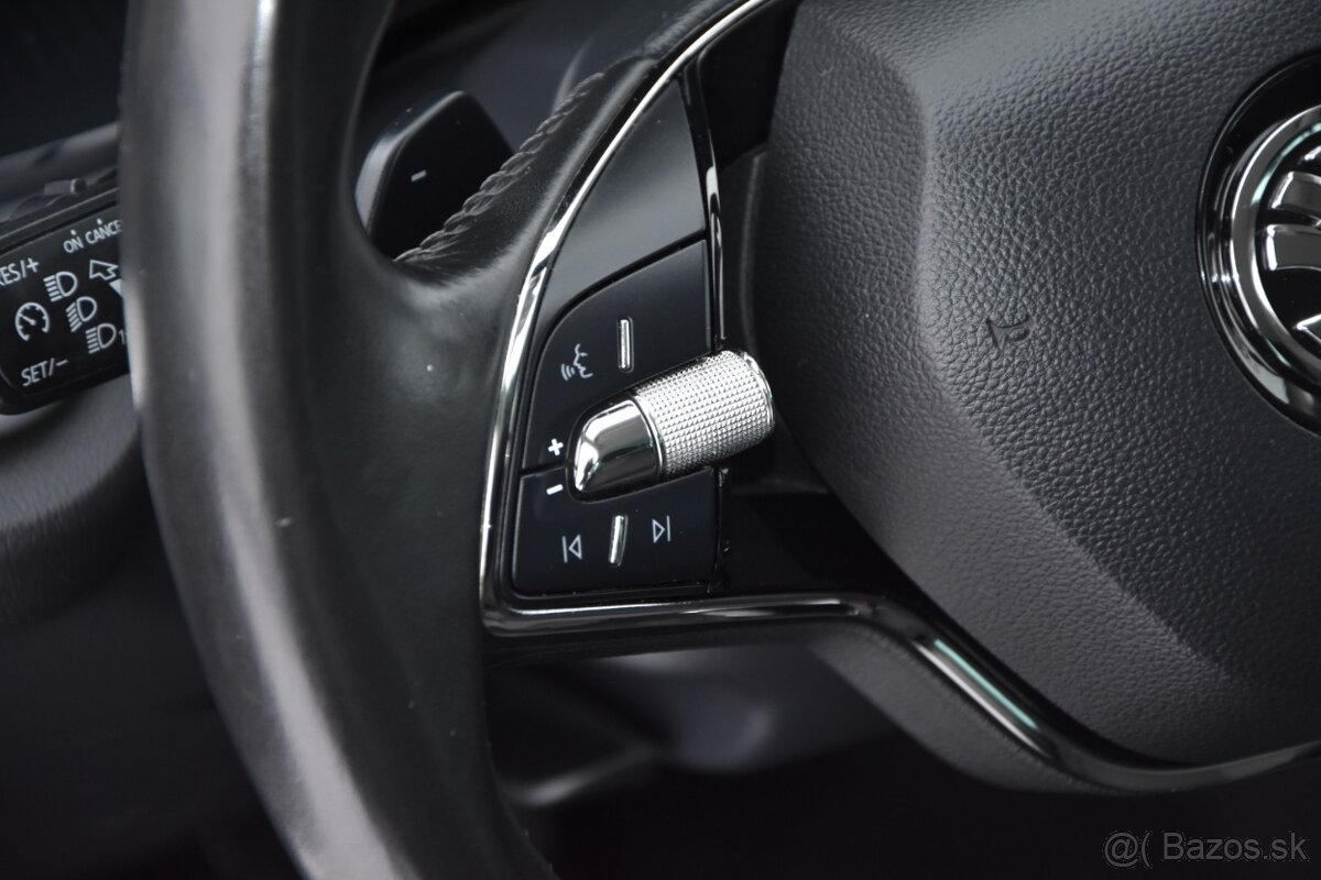 Škoda Octavia Combi 2.0 TDI Ambition DSG - 17