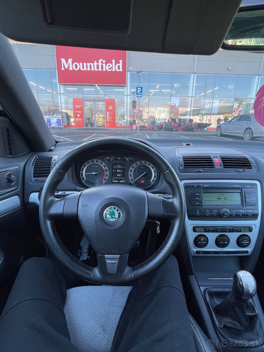 Skoda Octavia RS 2.0 TDi - 17