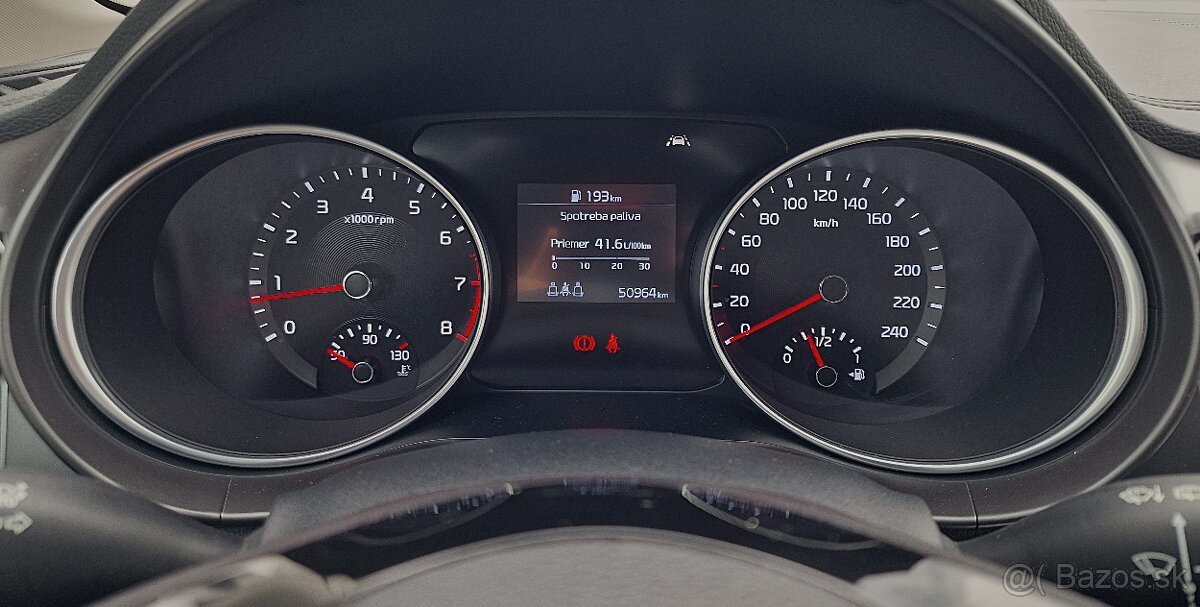 KIA CEED SW 1.5 T-GDI SILVER/MOZNY ODPOCET DPH - 17