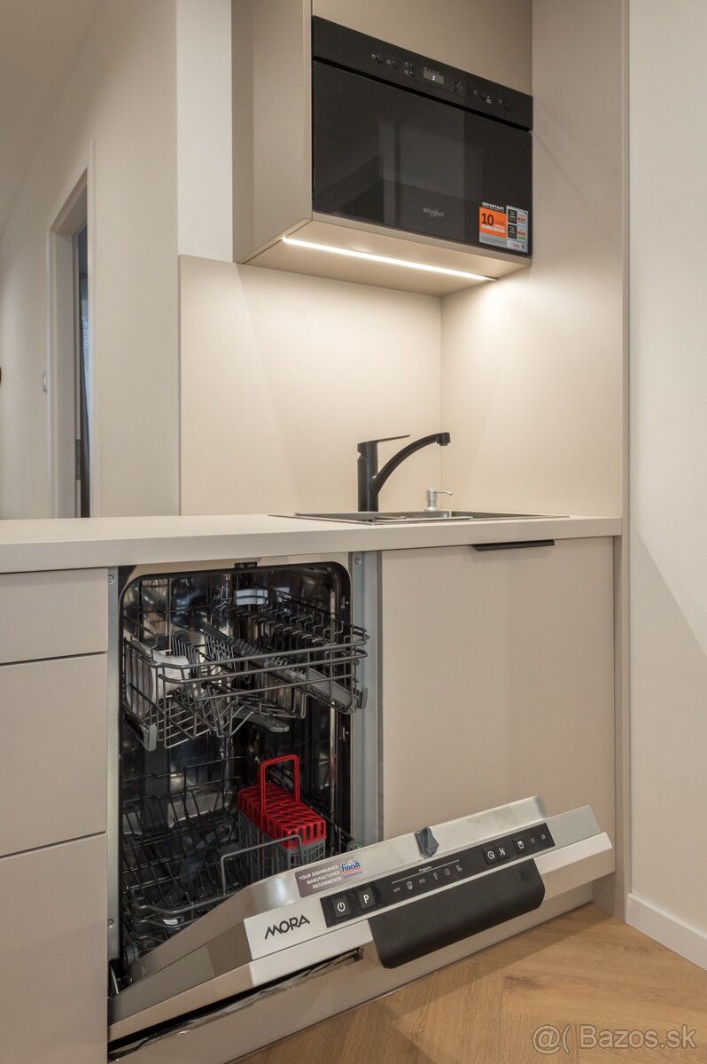 Exkluzívny 1,5-izb. byt po kompletnej rekon. – Maurerova ul. - 17