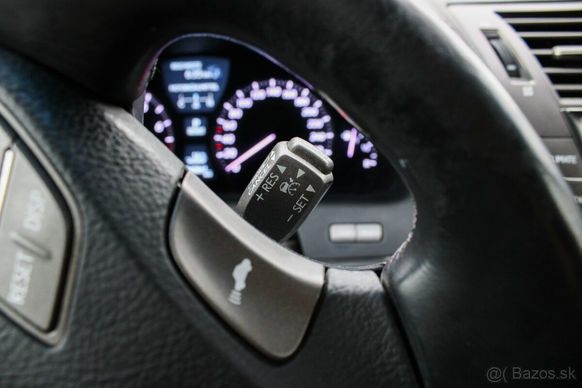 Lexus LS 600h 5.0 V8 Hybrid - 17