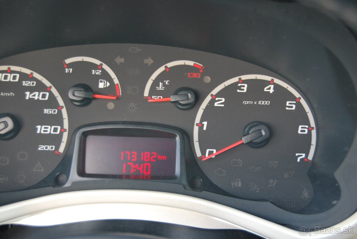 Ford KA Titanium 1,2i - 17