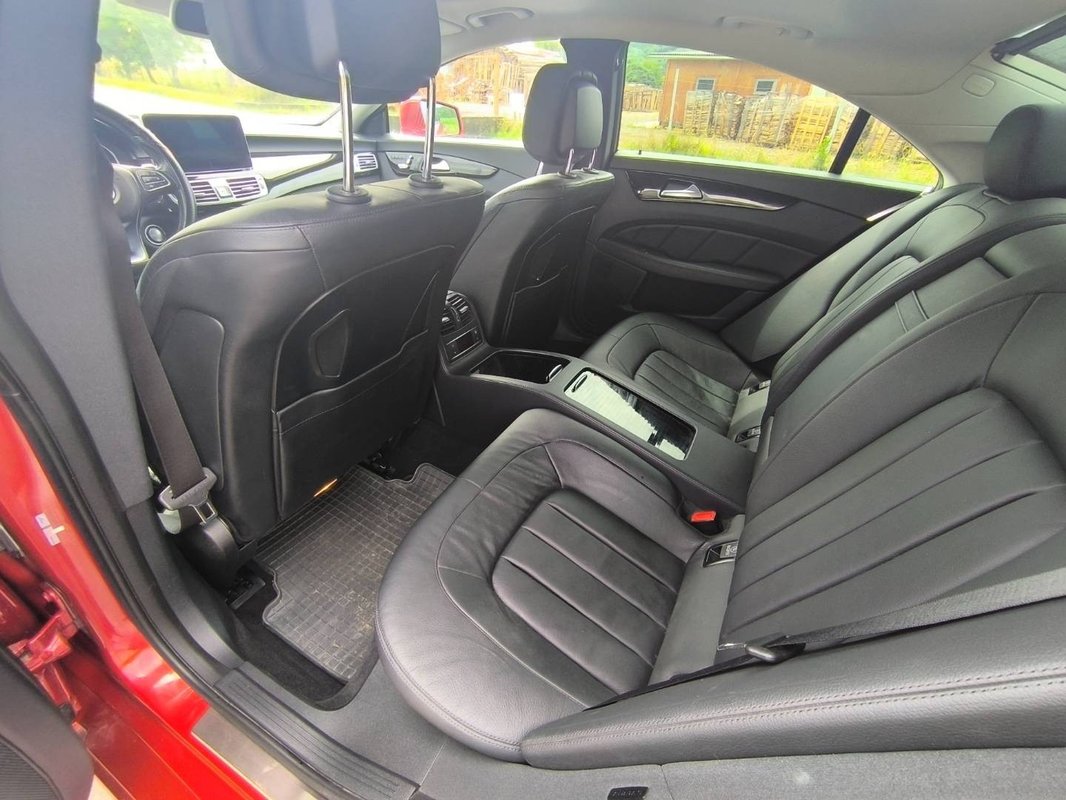 Mercedes-Benz CLS Kupé MERCEDES 3.0 190KW AUTOMAT FULL VYBAV - 17