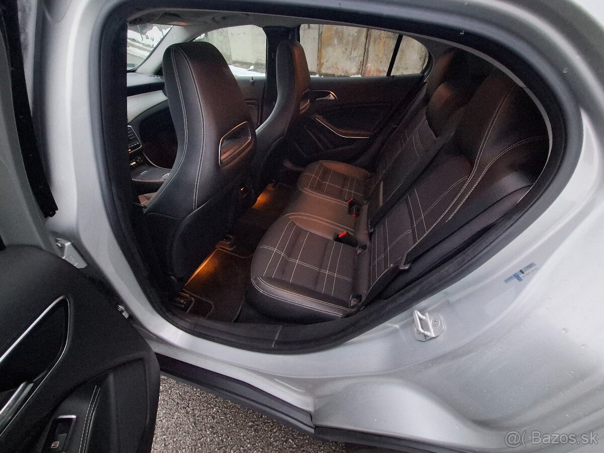 Mercedes-Benz GLA-Klasse GLA 250 4matic - 17