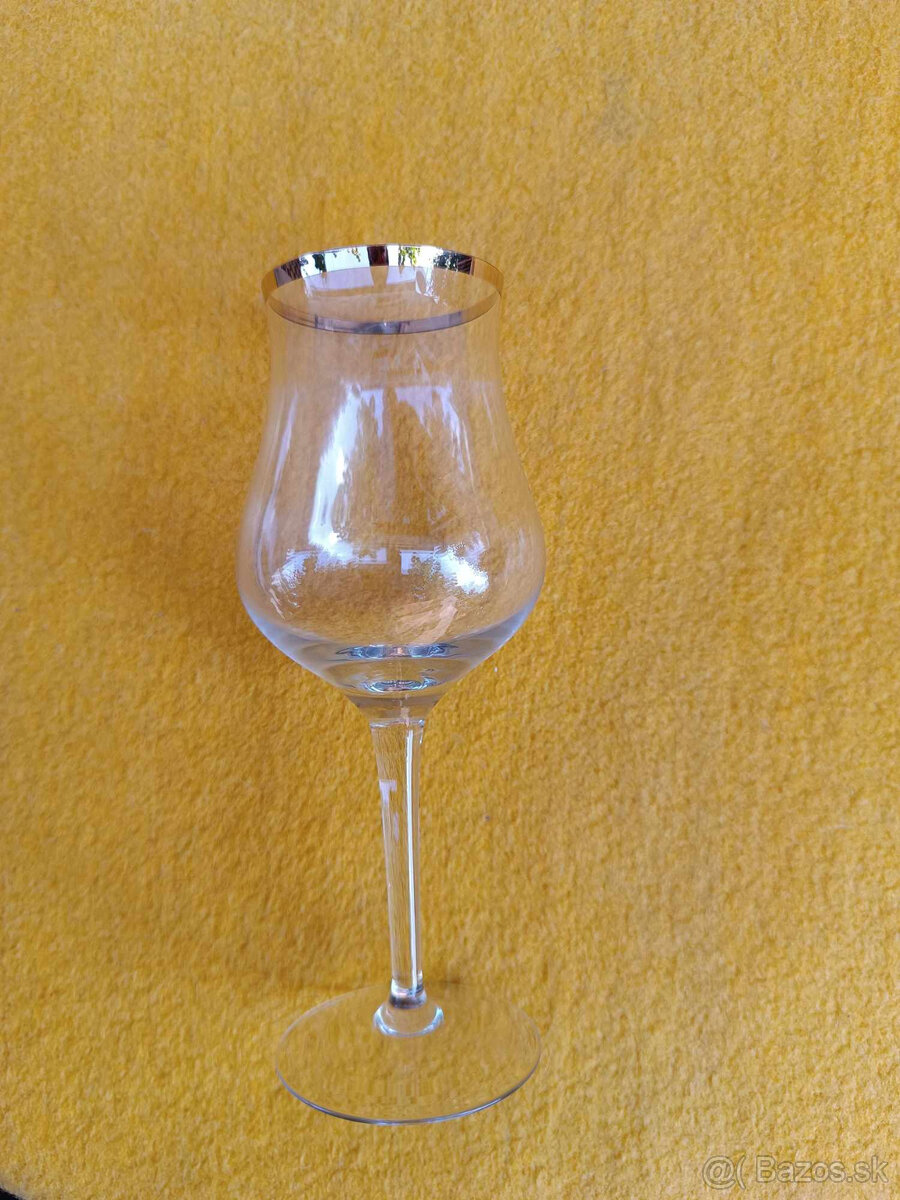 Poháre na stopke 2. - 17