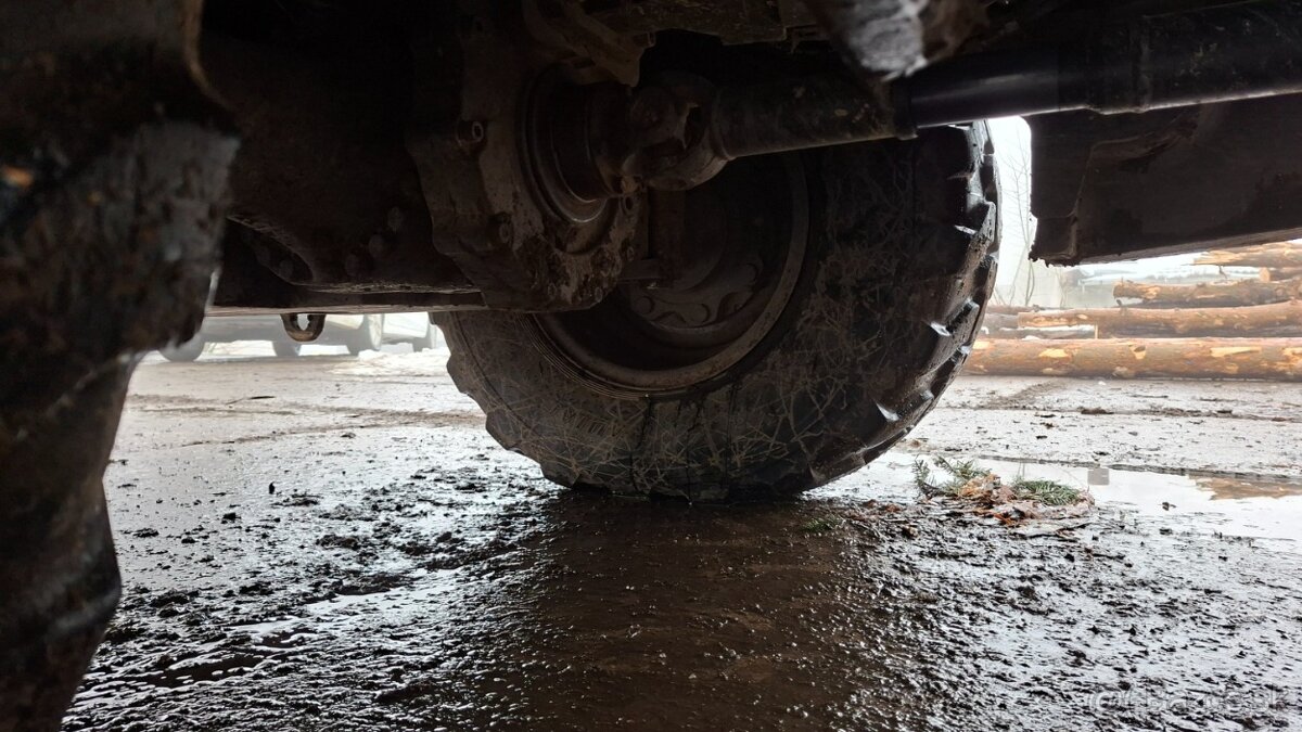 HITACHI ZW95-6C 4X4 - 17