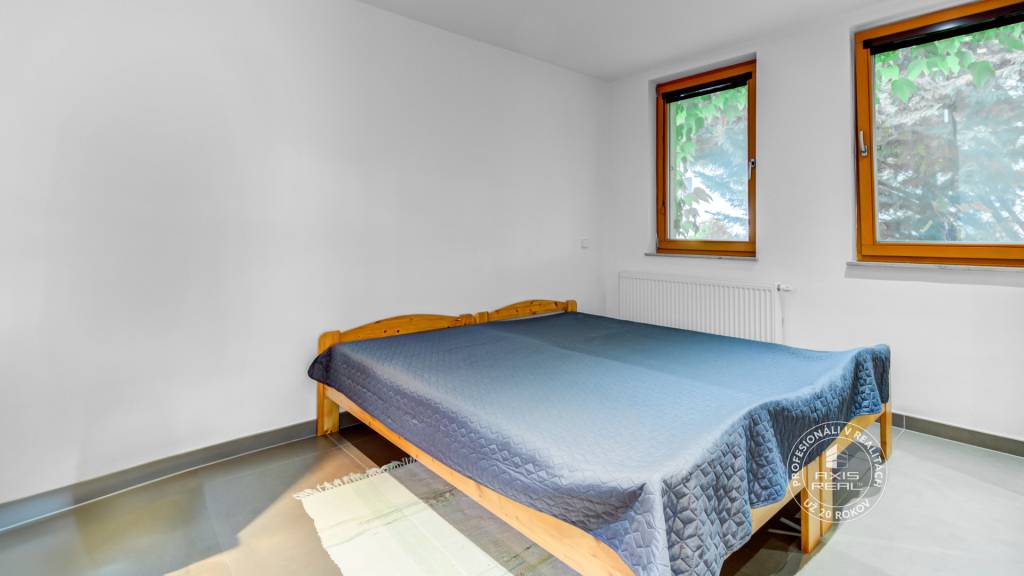 AXIS REAL | DVA V JEDNOM - Veľký a menší dom na jednom pozem - 17