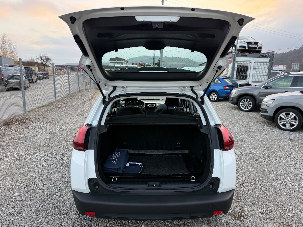 Peugeot 2008 1.2 PureTech Allure A/T - 17