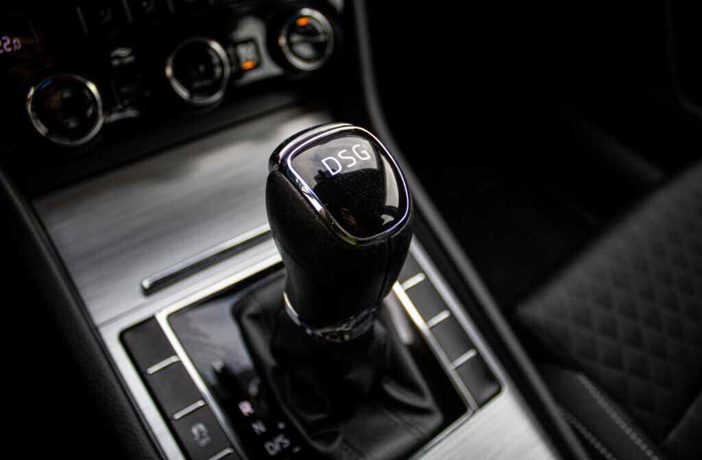 Škoda Superb Combi 2.0 TSI Ambition DSG - 17