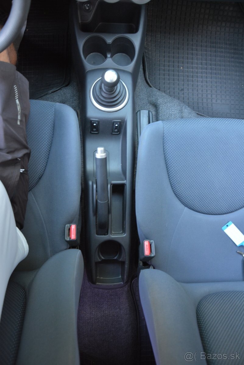 Honda Jazz 2006 1.20 benzin 1 Majitel SR - 17