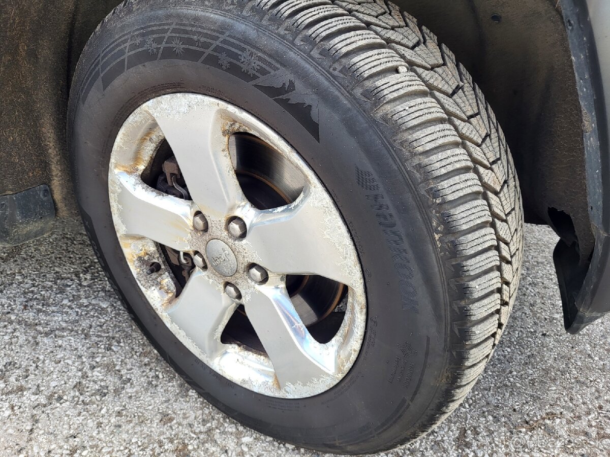 Jeep Grand Cherokee OVERLAND 2012 - 17