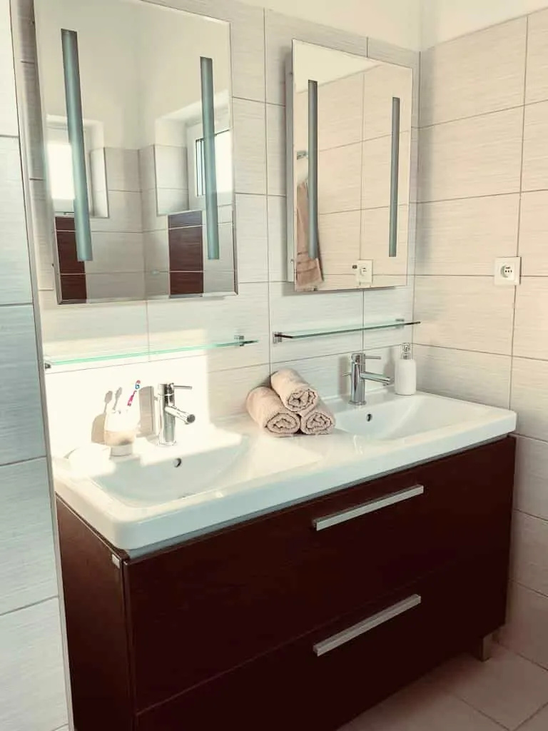 Na predaj moderný 5-izbový nízkoenergetický rodinný dom – Ču - 17