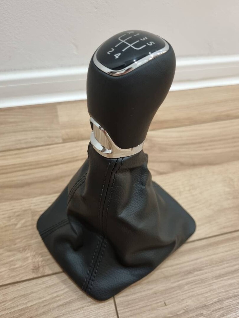 SKODA KOZENA RADIACA PAKA - 17