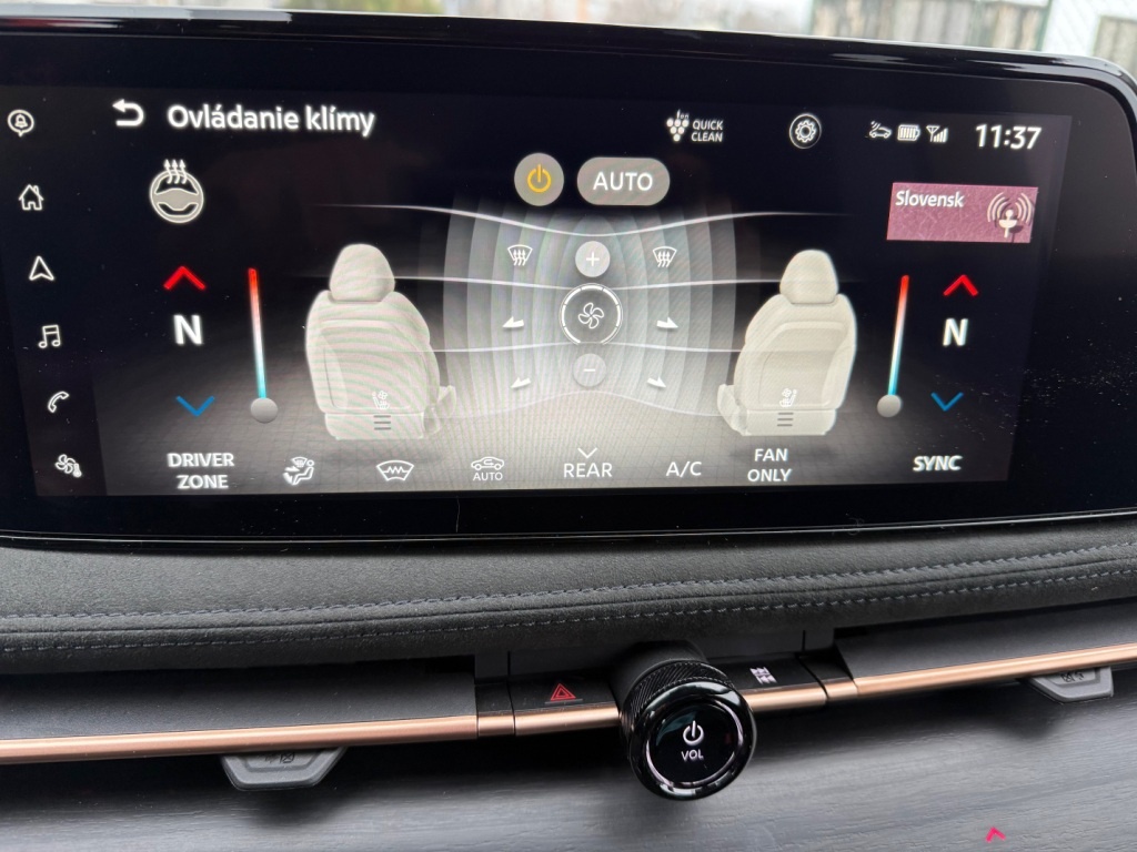 Nissan Ariya 87kWh Evolve, rok 2022 - 17