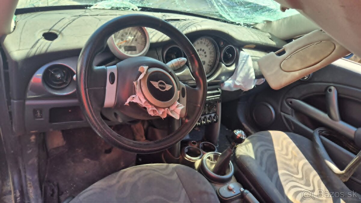 Mini One Mini Cooper 1,6i 66kw kód: W10B16A - 17
