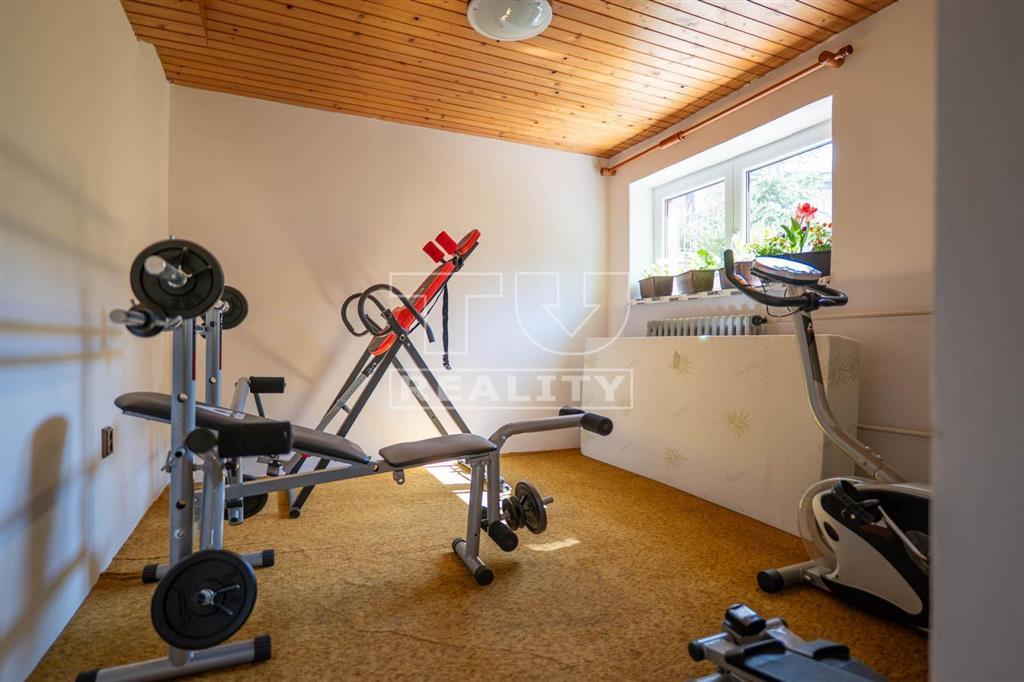 3 PODLAŽNY RODINNÝ DOM, LIETAVSKÁ SVINNÁ, VÝMERA 479m2 - 17