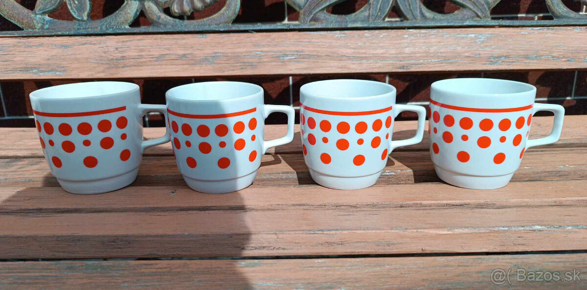 Retro hrnčeky - 17